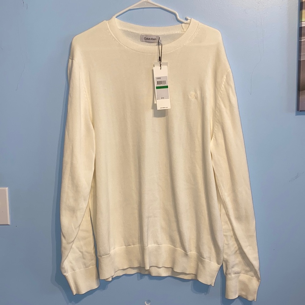 New with tags. Calvin Klein mens sweater